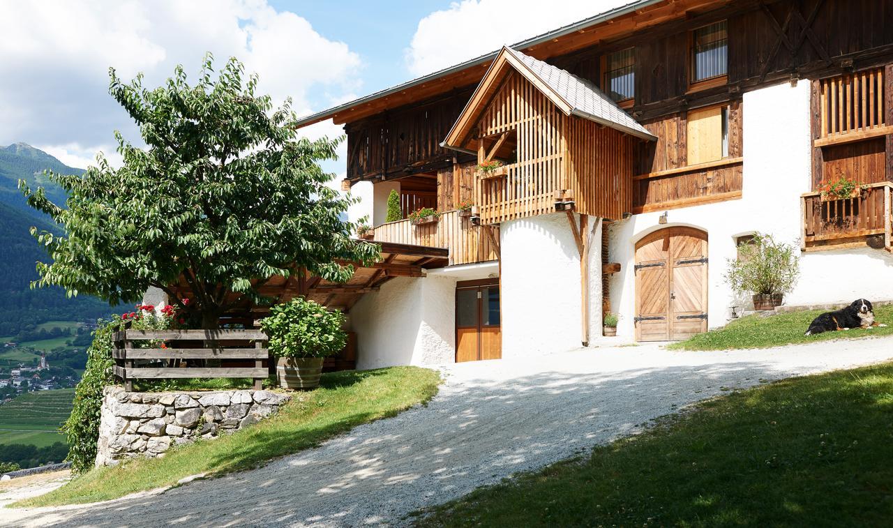 Strasserhof Tenuta-Weingut Vahrn Екстериор снимка