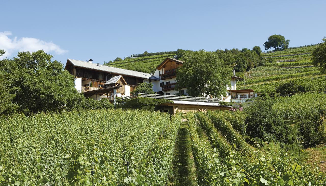 Strasserhof Tenuta-Weingut Vahrn Екстериор снимка